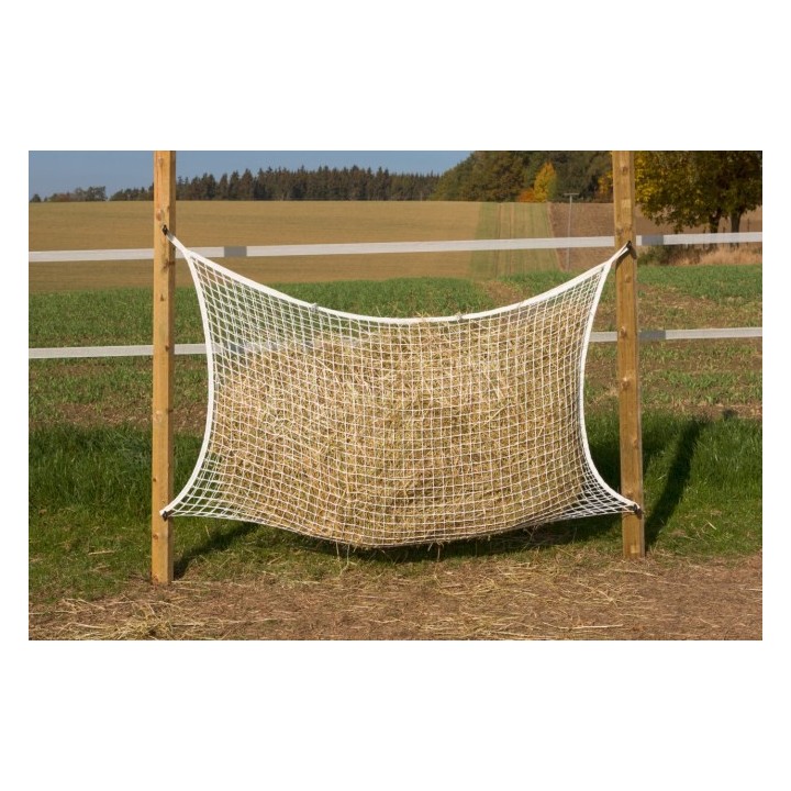 Filet à foin alimentation adaptée maille de 3 X 3 cm piquets