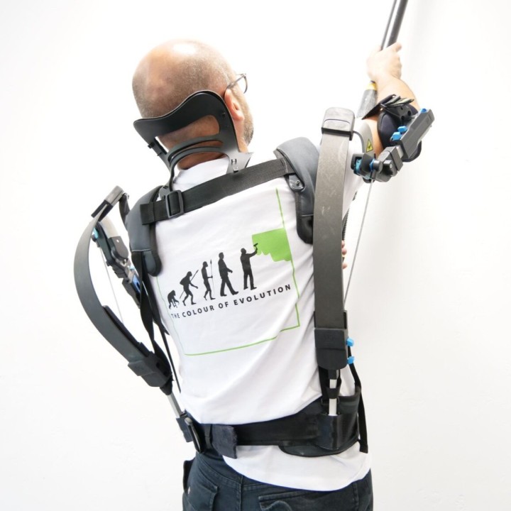 Exosquelette IP12 GOBIO bras en hauteur pour le ponçage