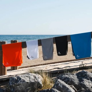 Serviette G-Heat rafraîchissante 100×30 cm – Idéale par forte chaleur plage