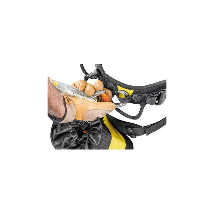 porte matériel arrière baudrier Falcon Ascent Petzl