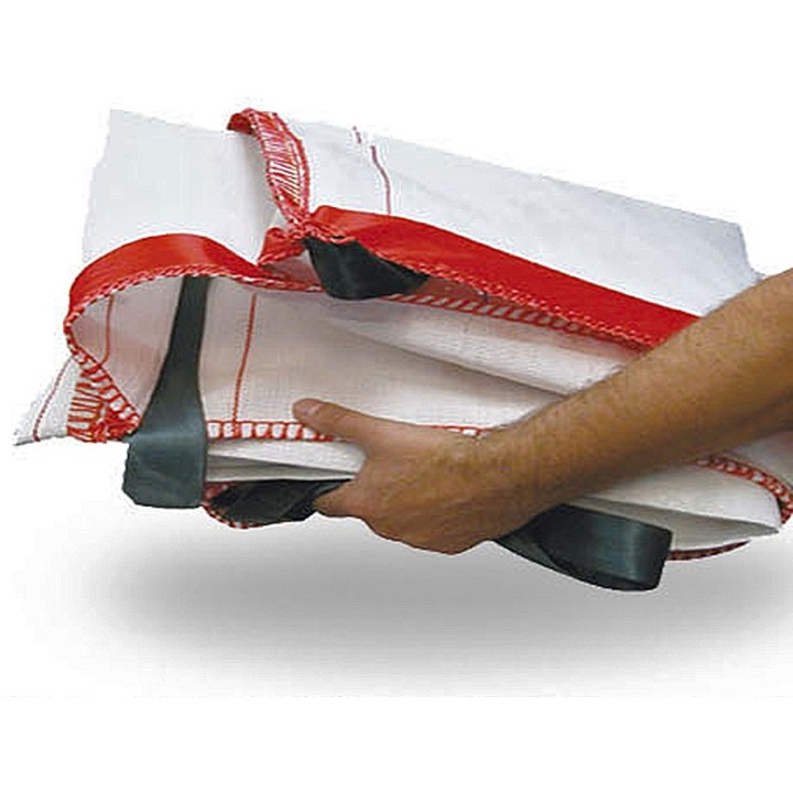 Encombrement faible lorsque replié